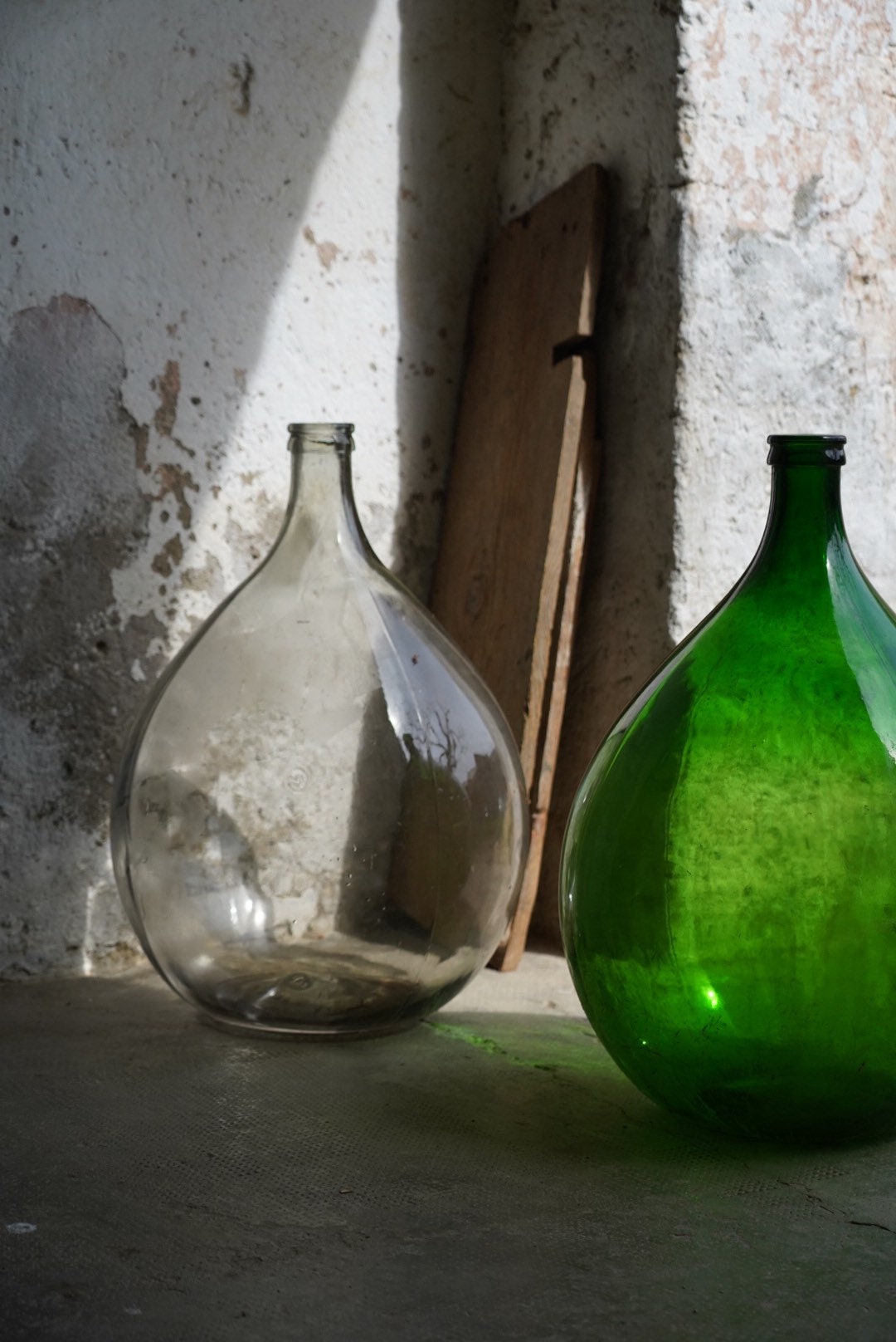 54 litre demijohn / transparent colour - white / floor vase / 54 litres - demijohns glass vase / TRANSPARENT